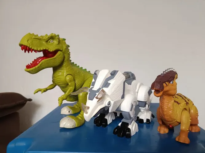 Dinossauros a pilha