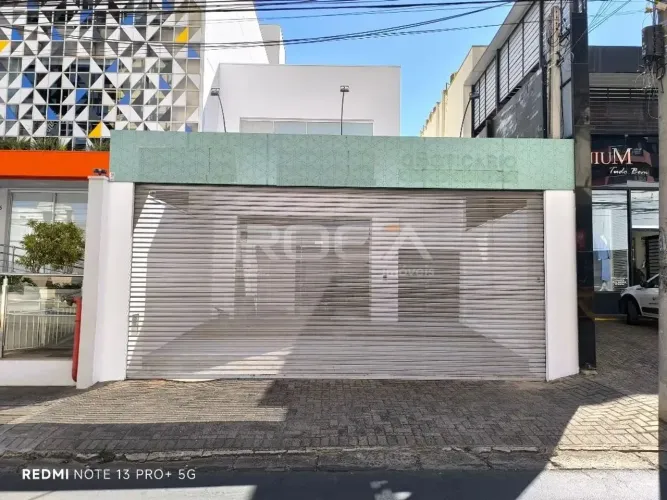 Amplo salão comercial para alugar no Centro de São Carlos | Espaço ideal para seu negócio!