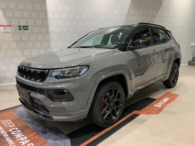 Jeep Compass Black Hurricane 2.0 4X4 TB Aut. 2026