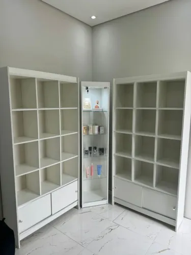COLMEIA COM PORTAS INFERIORES MDF