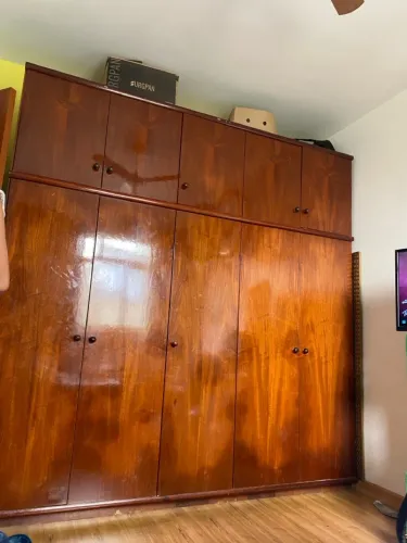 Guarda Roupa de Madeira