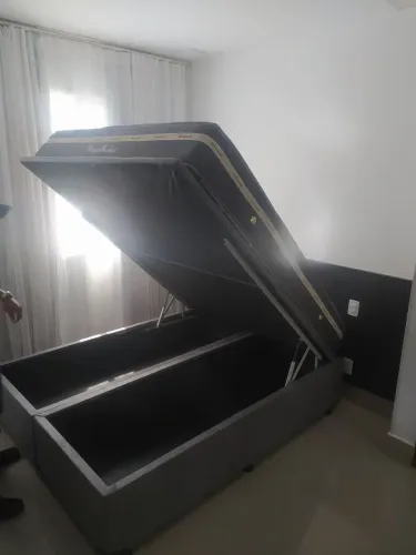 Cama Queen baú e colchão