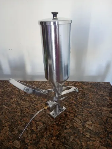 Doceira e recheadeira pra churros!