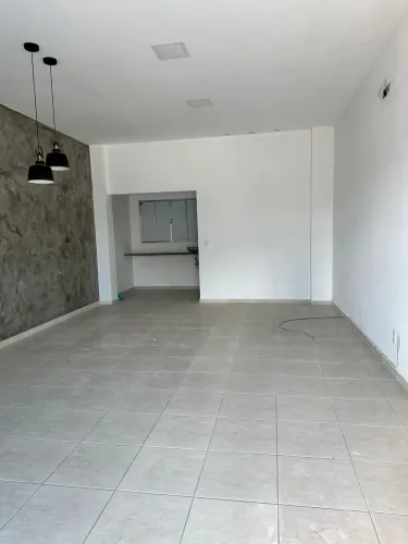 Aluguel de Salas Comerciais - Otima Localização, 27 m2 e 35 m2