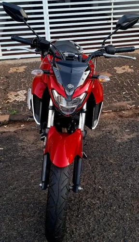 RARIDADE MOTO EXTRA UNICO DONO