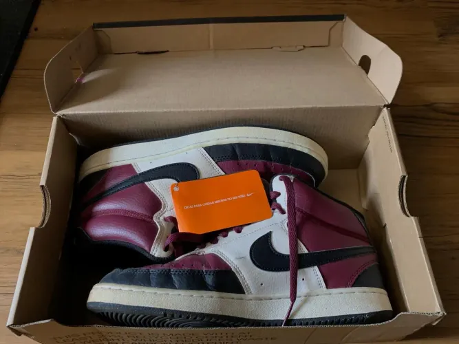 Nike CourtVision Vermelho Carmesim - PERFEITO