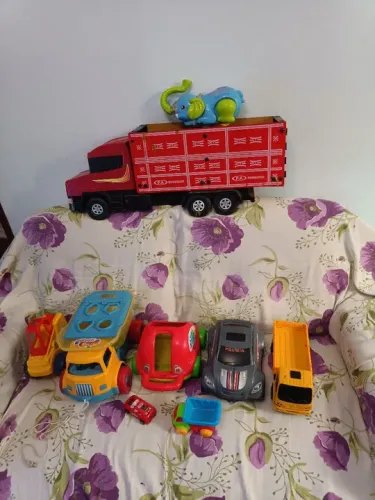 Variedades de carrinhos.