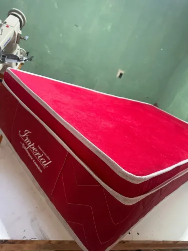 COLCHÃO DE MOLAS ENSACADAS SOLTEIRO