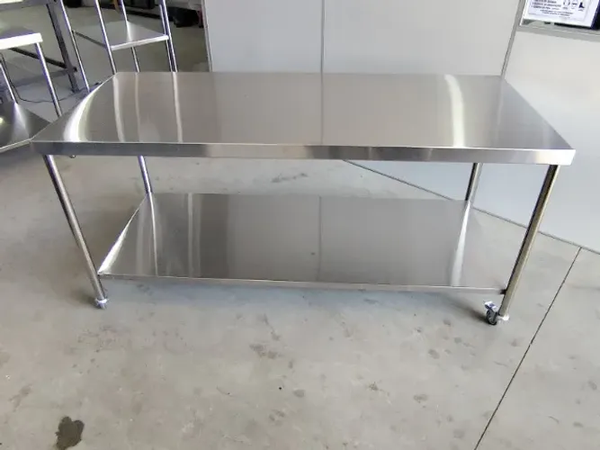 Bancada Inox 2,20m industrial para alto desempenho 