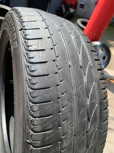 Pneus 185/55/16 Bridgestone turanza os 2 por 350$ meia vida