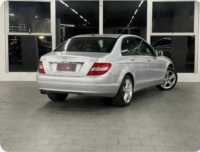 Mercedes-Benz C-180 CGI Classic 1.8 16V 156cv Aut. 2011