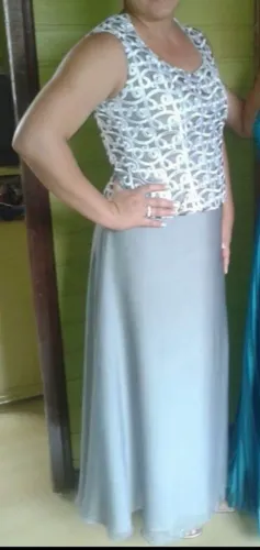 Conjunto saia/ corpete TAM 40 lindo, impecável 