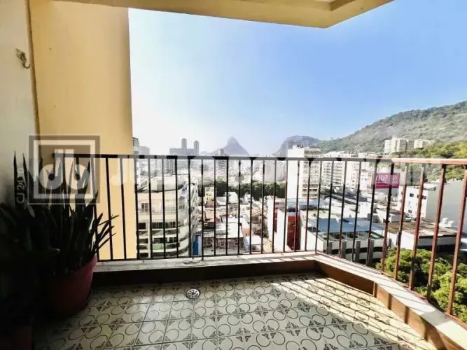 Apartamento à venda em Botafogo, varanda, 3 quartos, 1 vaga.