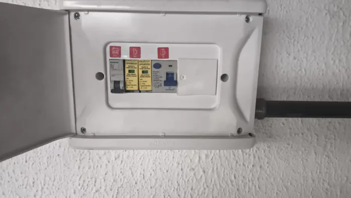 Material instalação elétrica carro elétrico byd 