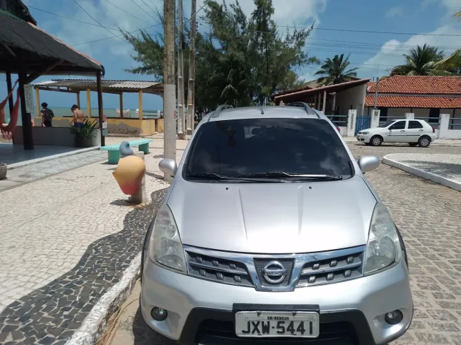Nissan Livina X-gear Sl/X-gear 1.8 Flex F. Aut. 2012
