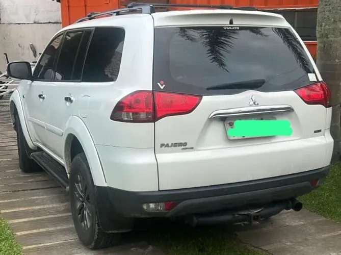Mitsubishi Pajero HPE 3.2 4X4 T.i. Dies. 5P Aut. 2016