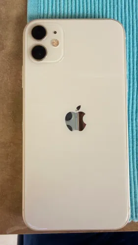 iPhone 11 branco - 64g