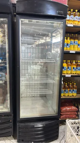 Freezer vertical metal frio