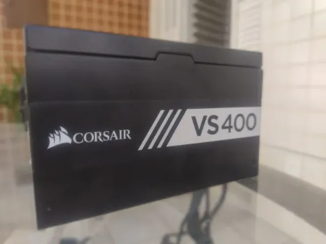 Fonte Corsair VS400