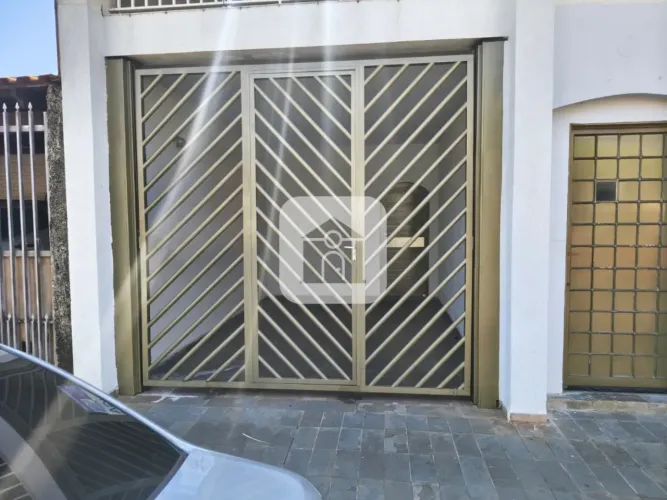 Casa para locação no bairro Bom Jesus