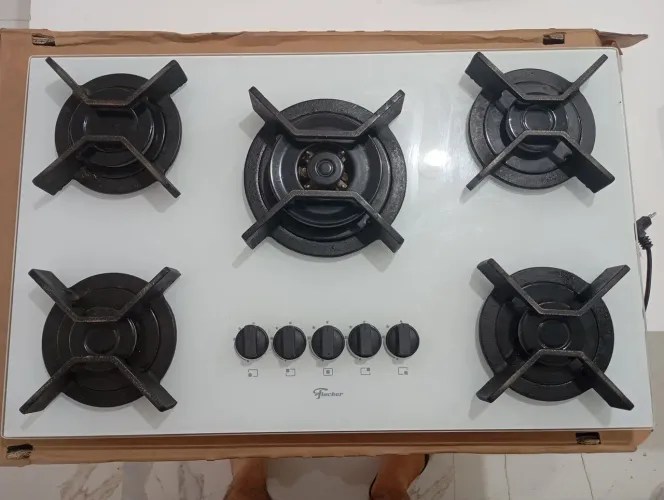 Cooktop Branco a gás tripla chama com acendimento automático