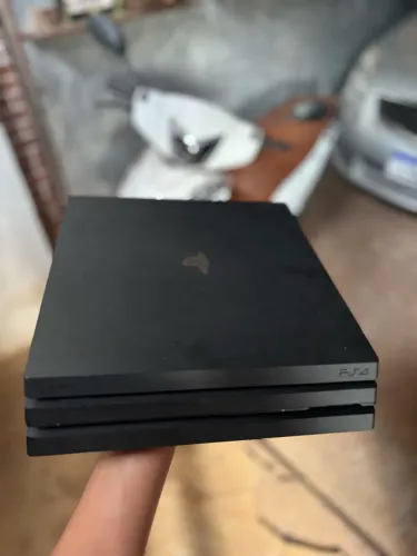 PlayStation 4 pro 1 tb completo