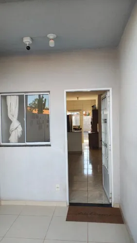 Alugo casa