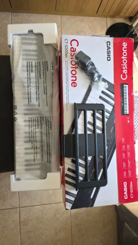Teclado Casio CT-S200bk Casiotone