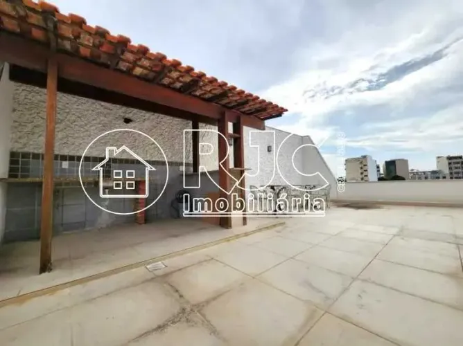 Cobertura : Linear / Residencial / Maracanã