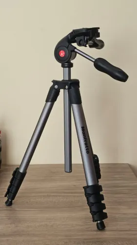 Tripé Profissional Manfrotto