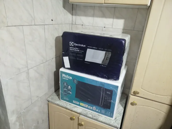 Microondas NOVOS a partir de R$399,99 - Modelos Electrolux e Philco, 127v e 220v.