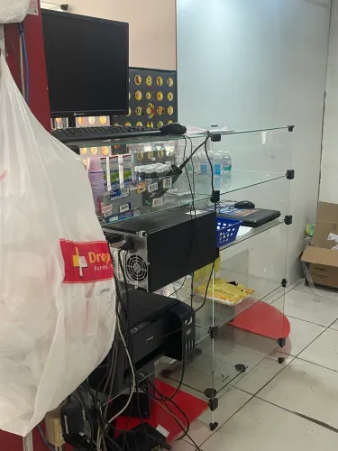 Vende- Se Farmácia 