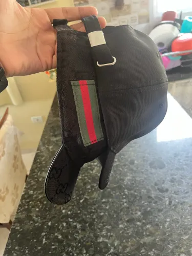 desapego dois boné