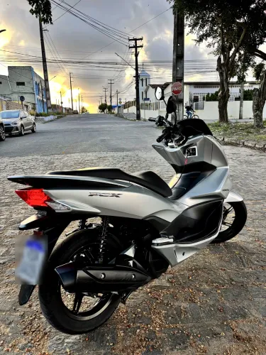 Honda PCX 150 2017 - Único dono - 54.000 km
