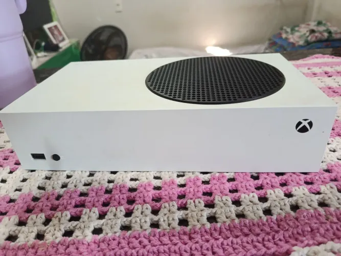 Vendo Xbox Series S semi novo