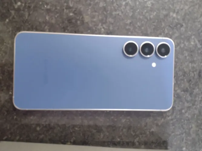 GALAXY S25 FE SEMI-NOVO AZUL MARINHO ACEITO CARTÃO COM JURO PARA O COMPRADOR