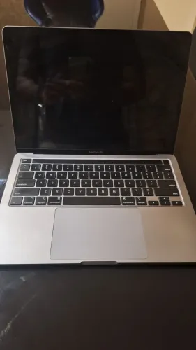 MacBook pro A2251