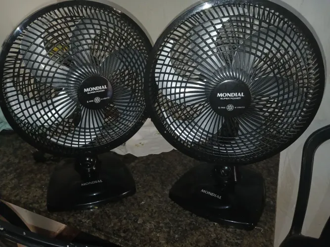 2 ventiladores novos R$100