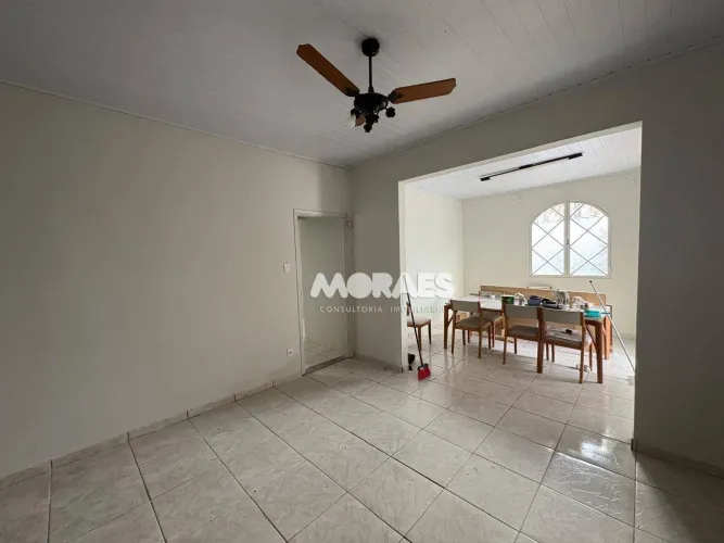 Casa com 3 quartos à venda, 282 m² por R$ 600.000 - Centro - Bauru/SP