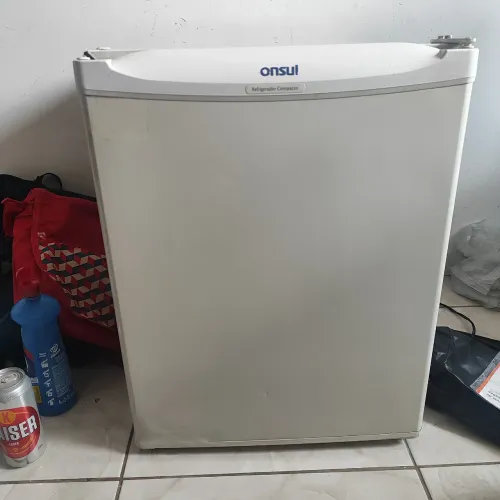 Frigobar Cônsul compacto 80 127votz