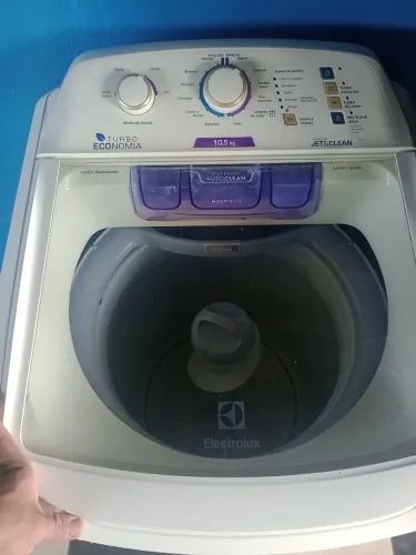 vendo essa máquina de lavar Eletrolux 10,5 kg