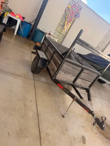Vendo Carocinha selada