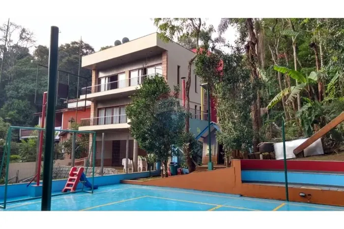 Casa de Condominio na Serra da Cantareira para Locacão