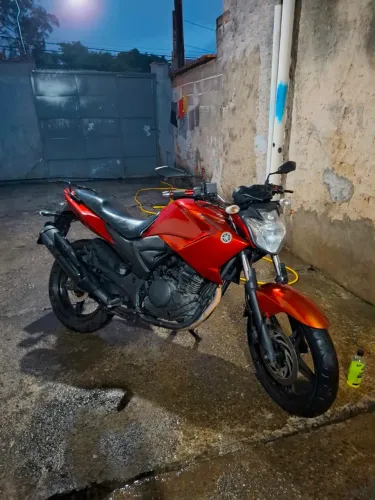 Fazer 250 ano 2012 aceito troca