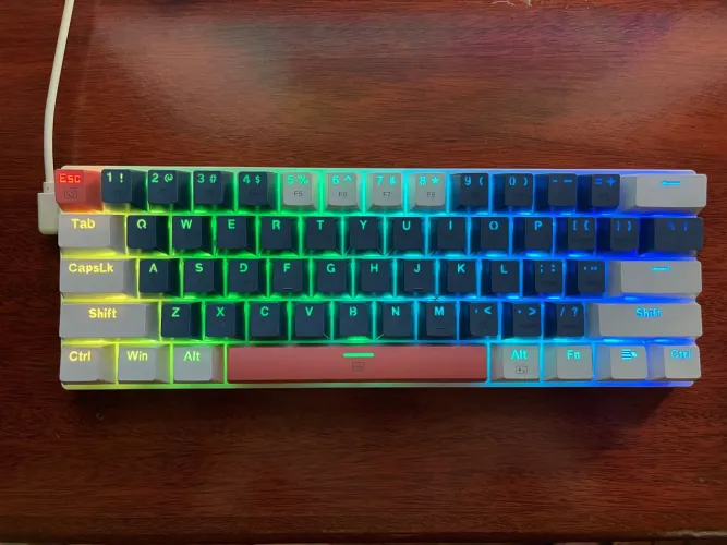 Teclado mecânico Machenike K500 60% RGB