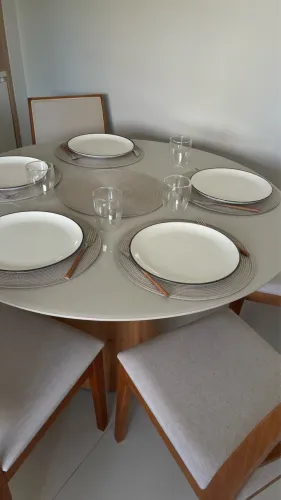 Mesa redonda 120x120