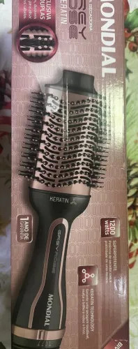 Escova secadora de cabelo