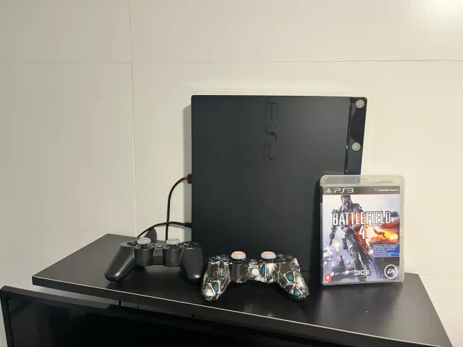 Vendo PS3 desbloqueado