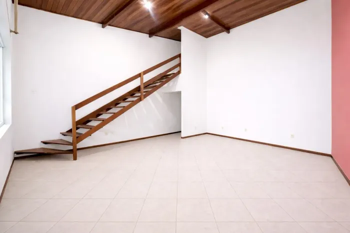 Excelente Casa na rua cambuci