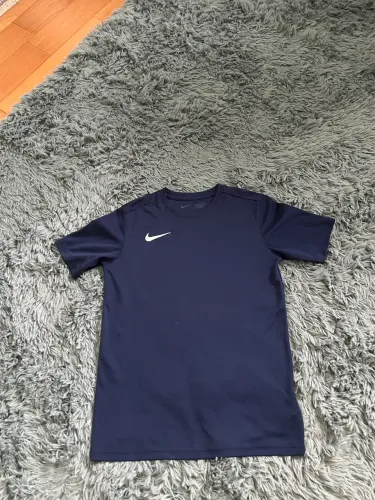 Camiseta Nike Dry Fit tamanho 10